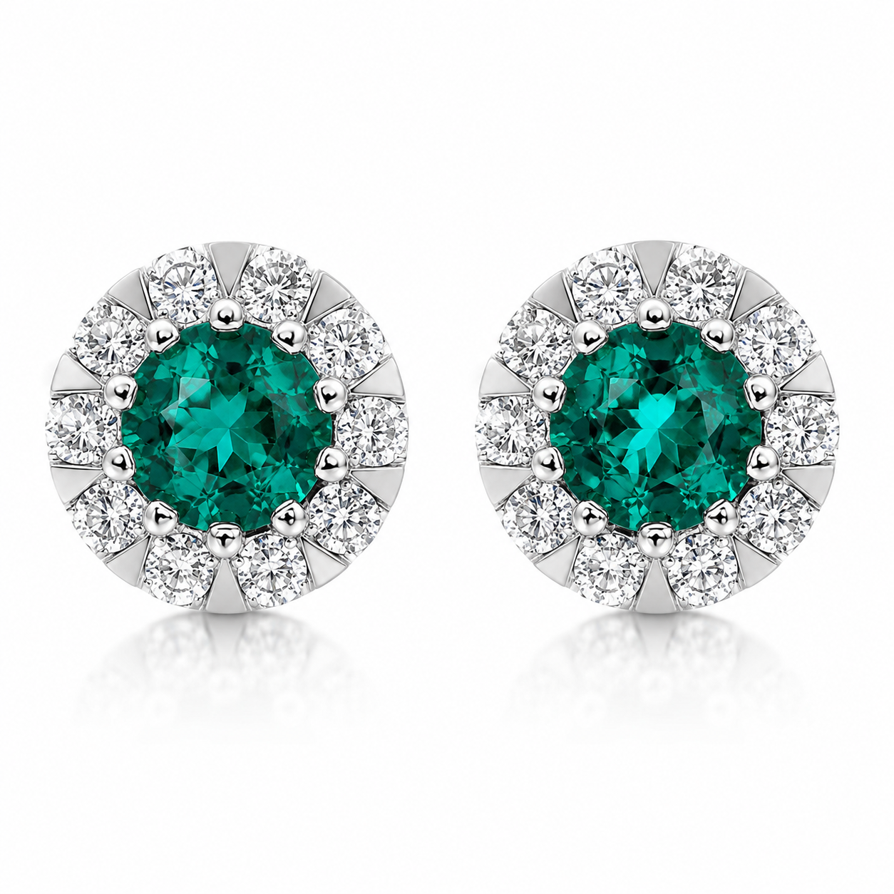 18ct White Gold Emerald Diamond Cluster Stud Earrings