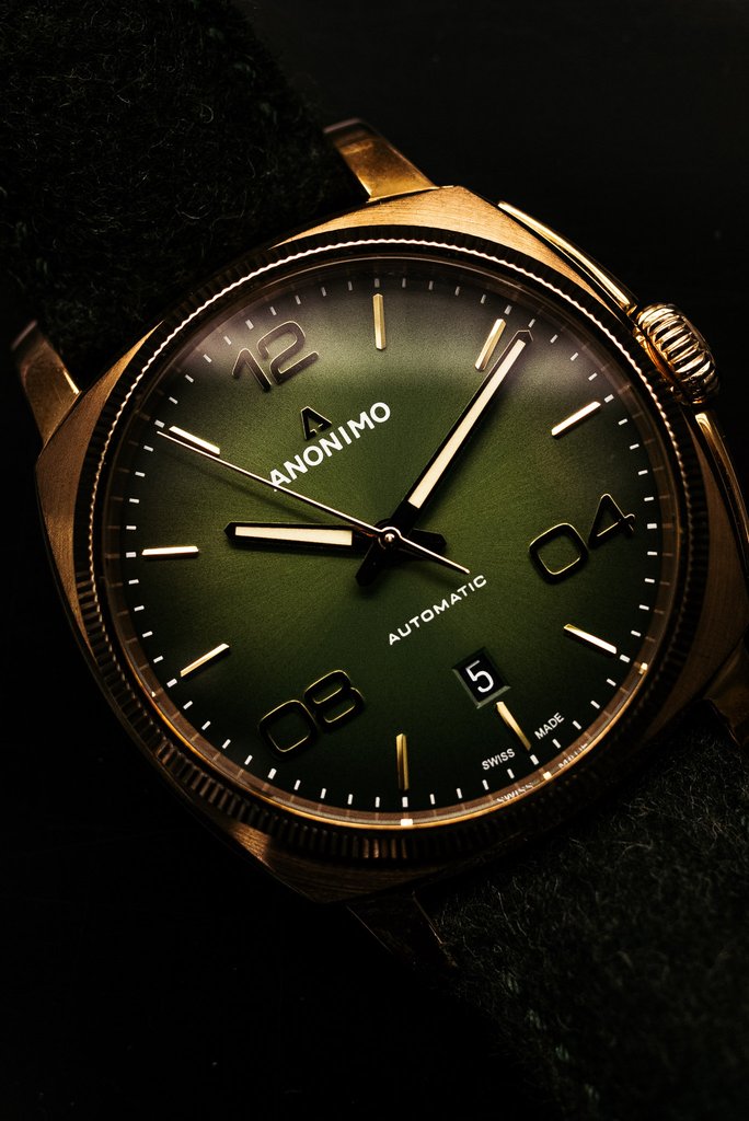 Anonimo Epurato Galvanic Green Sunray Watch AM-4000.04.466.F66 Image 2