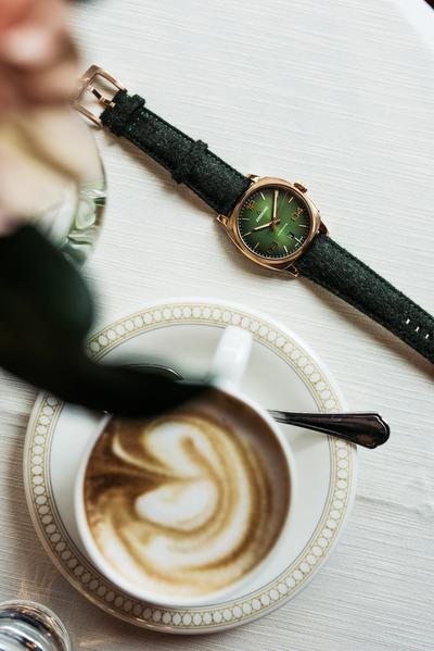 Anonimo Epurato Galvanic Green Sunray Watch AM-4000.04.466.F66 Image 3