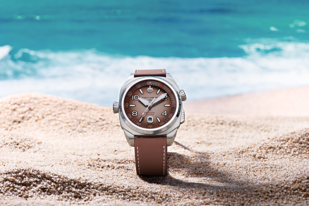 Cuervo y Sobrinos Buceador Caribe Divers Cayo Coco Beach Watch 2860.1AR Image 9
