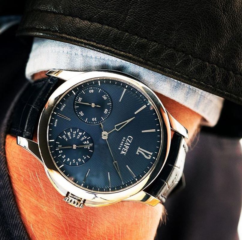 Czapek Watch Quai des Bergues Guilloche Ricochet Steel Aqua Blue Limited Edition Quai des Bergues Guilloche Ricochet Steel Aqua Blue S Image 5