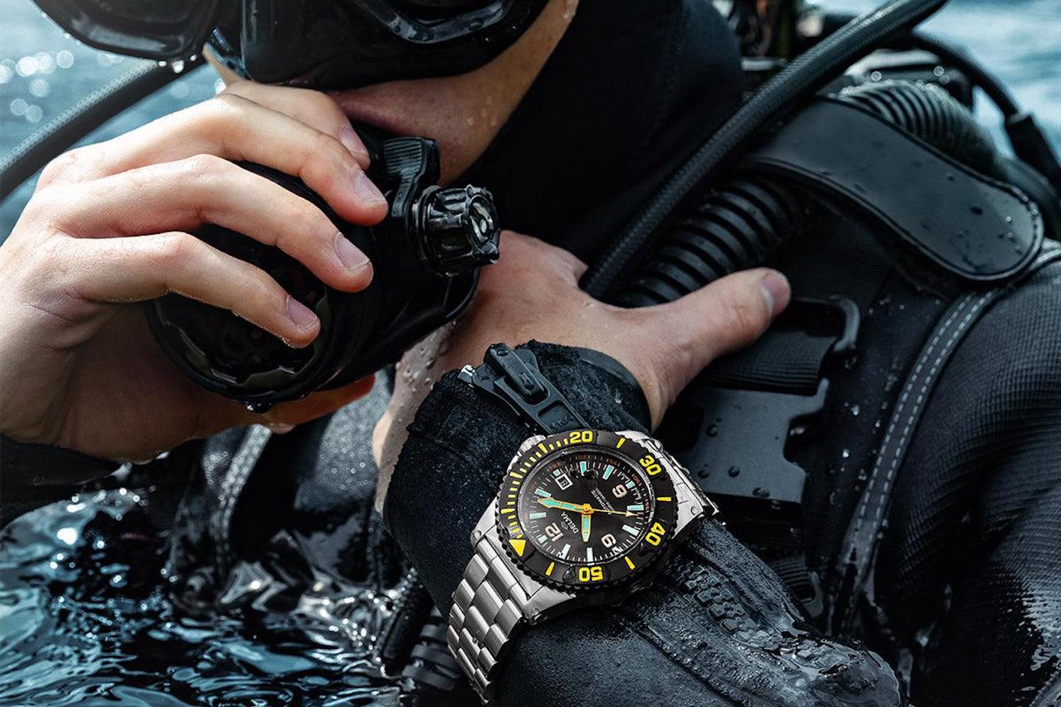 Delma Blue Shark IV Black Limited Edition Watch 54701.760.6.034 Image 4