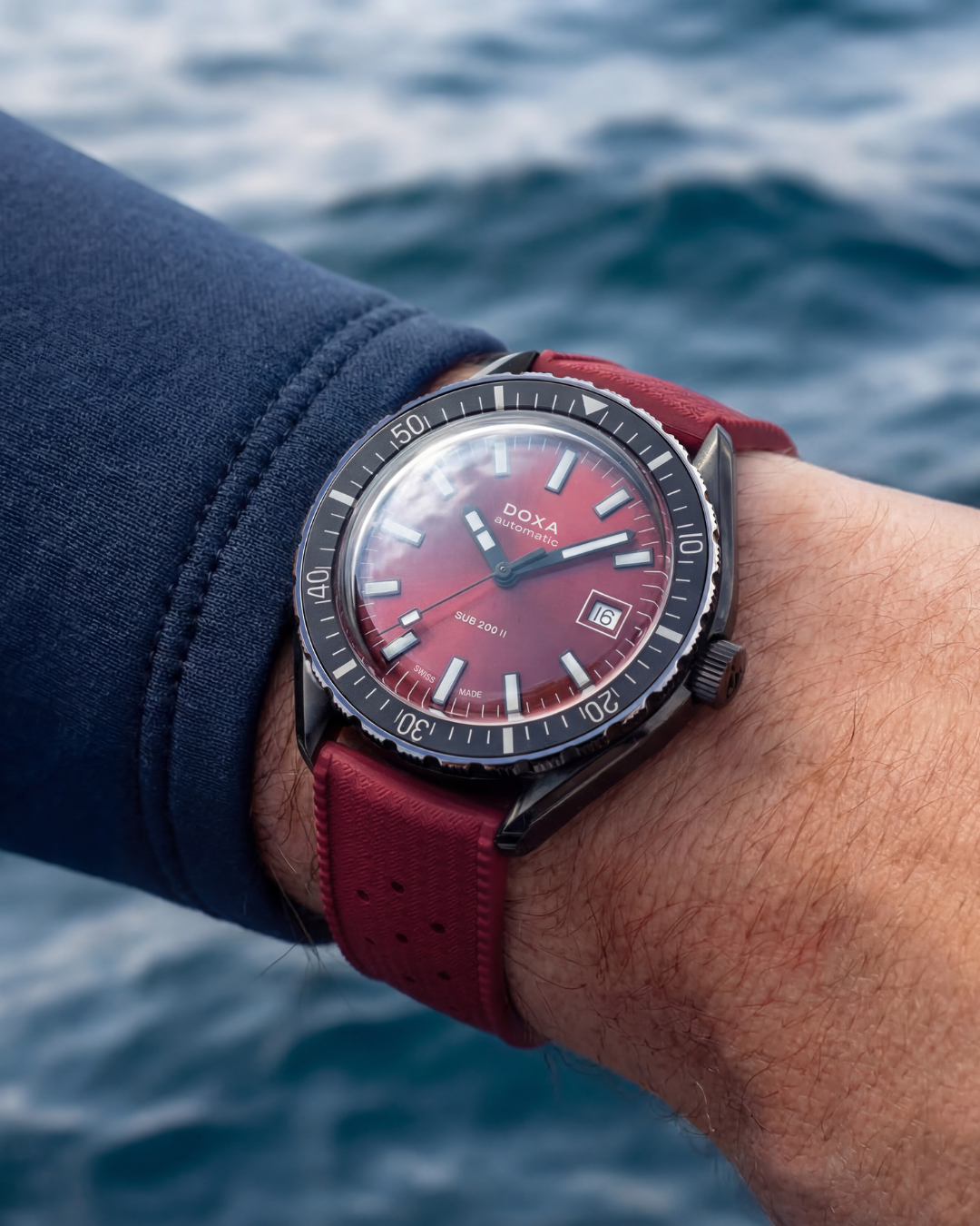 Doxa Sub 200 II Redcoral DLC Rubber Watch DXA-322 Image 5