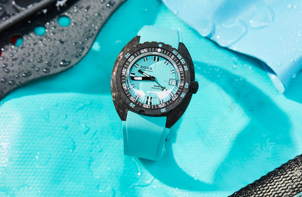 Doxa SUB 300 Carbon COSC Aquamarine Rubber Watch 822.70.241.25 Image 4