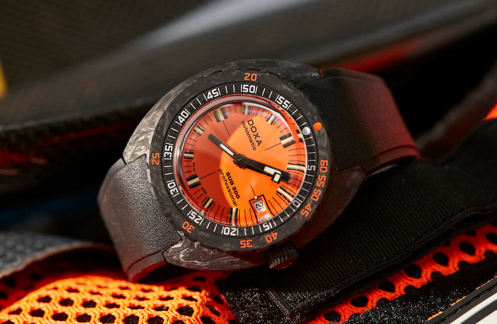 Doxa SUB 300 Carbon COSC Professional Rubber Watch 822.70.351.20 Image 4
