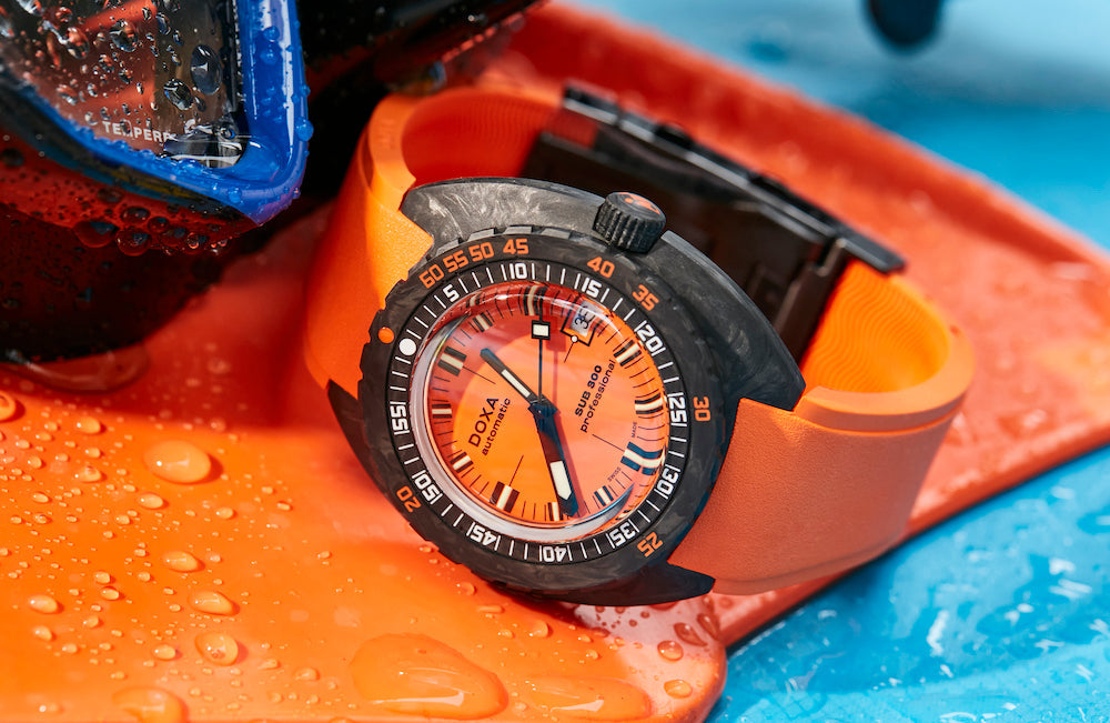 Doxa SUB 300 Carbon COSC Professional Rubber Watch 822.70.351.21 Image 4