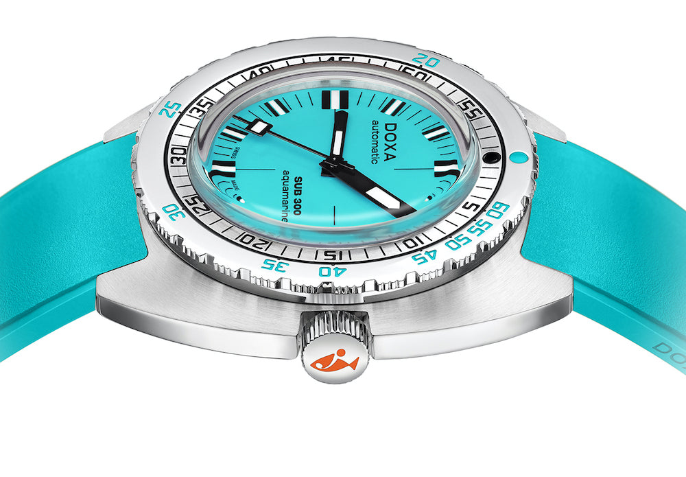 Doxa SUB 300 COSC Aquamarine Rubber Watch 821.10.241.25 Image 3