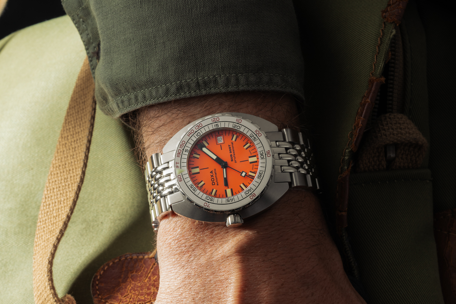 Doxa SUB 300T Aristera Limited Edition Watch 840.10.351.10-SE10 Image 7