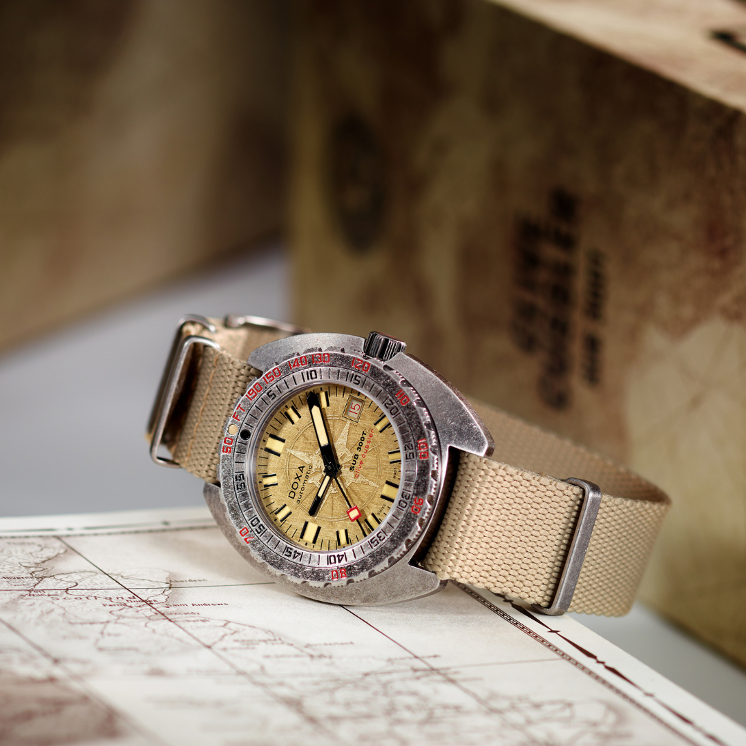 Doxa SUB 300T Clive Cussler Set Watch 840.80.031.15 Image 8