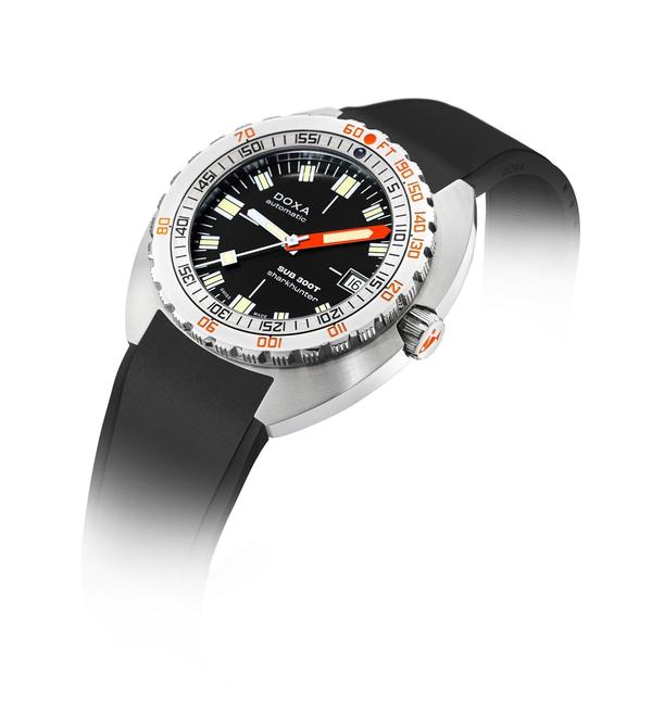 Doxa SUB 300T Sharkhunter Rubber Watch 840.10.101.20 Image 2