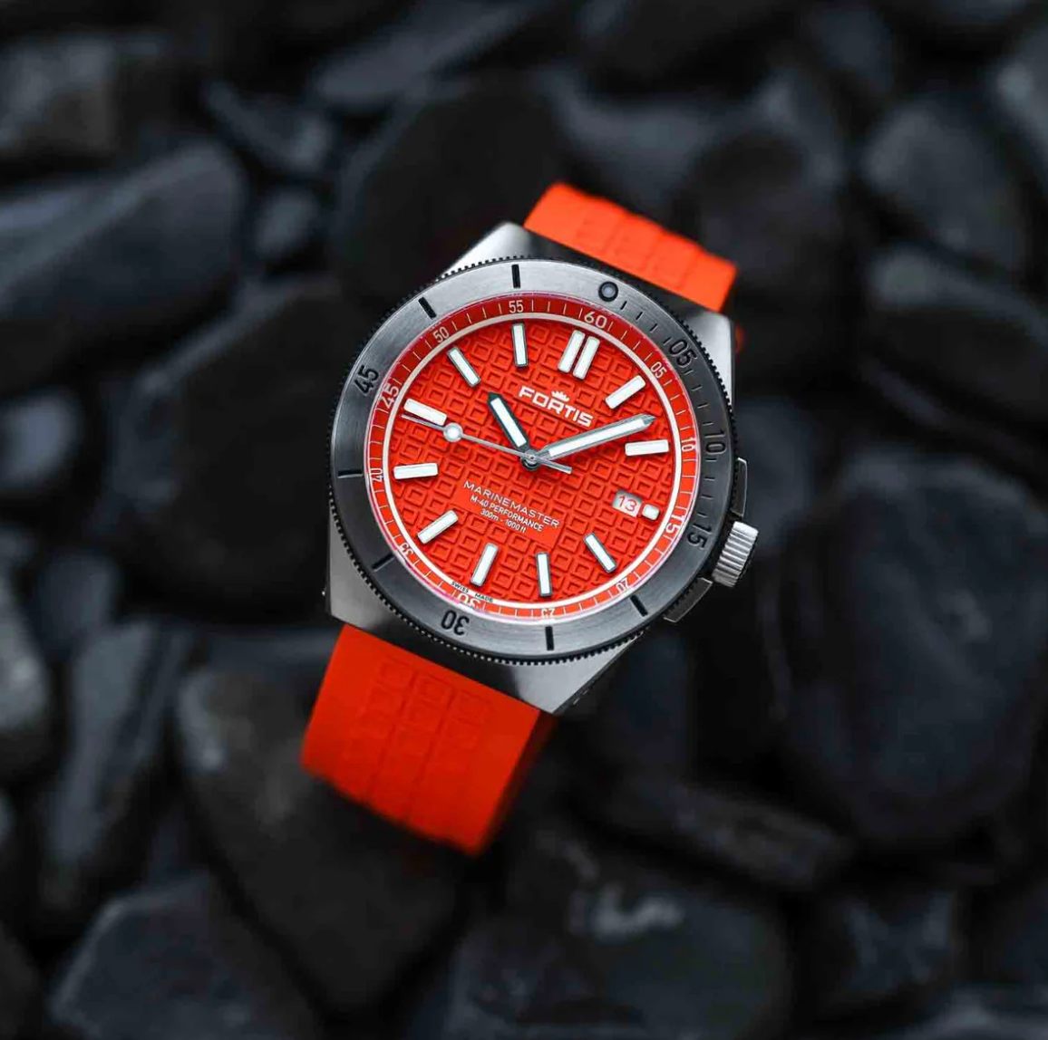 Fortis Marinemaster M-40 Amber Orange Watch F8120024 Image 4