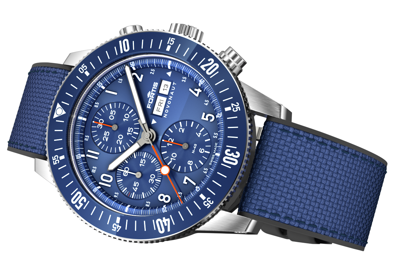 Fortis Novonaut N-42 Cobalt Blue Edition Watch F2040013 Image 5