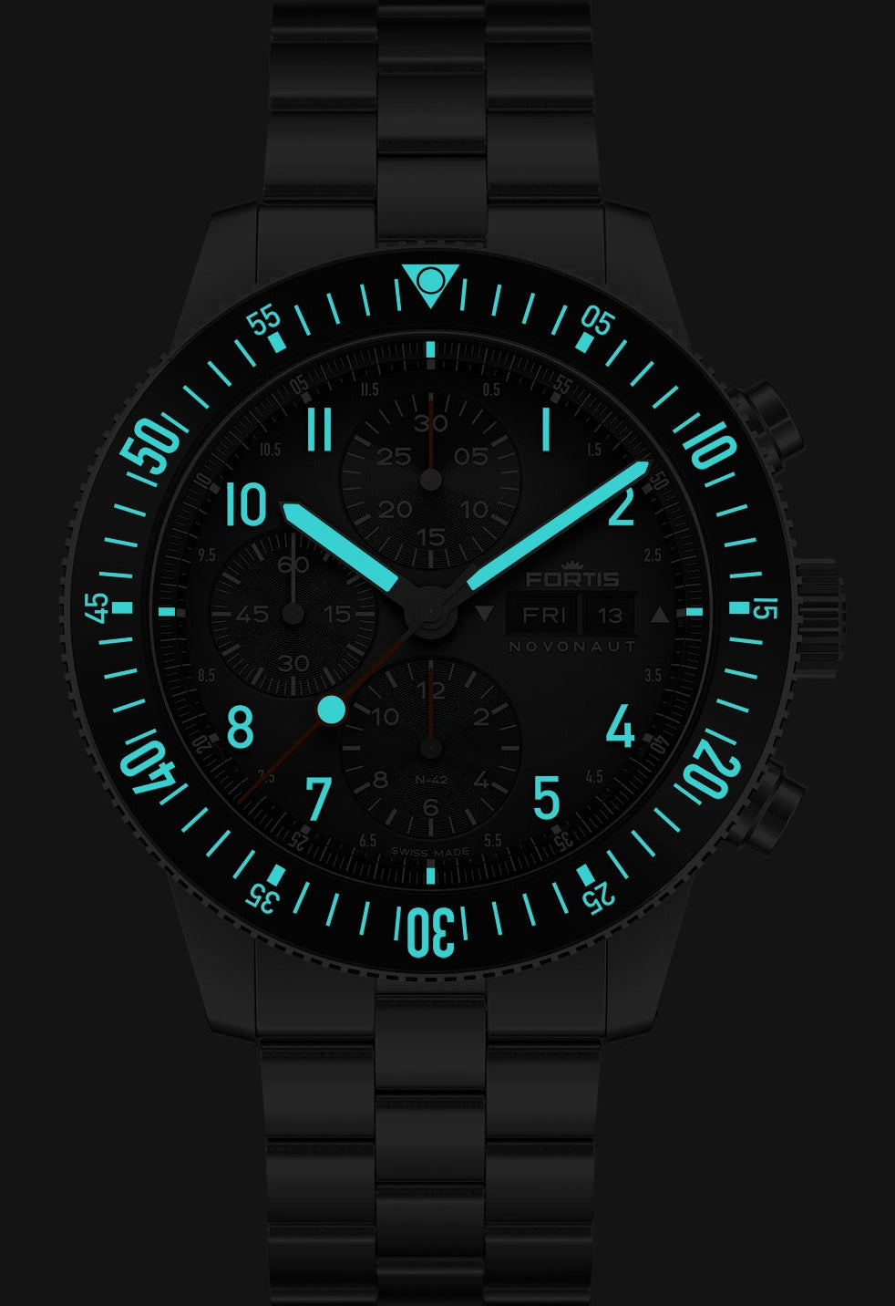 Fortis Novonaut N-42 Legacy Edition Bracelet Watch F2040008 Image 2