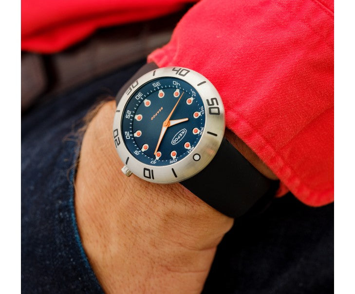 Ikepod Seapod S001 Zale Watch S001-SI-LB Image 3