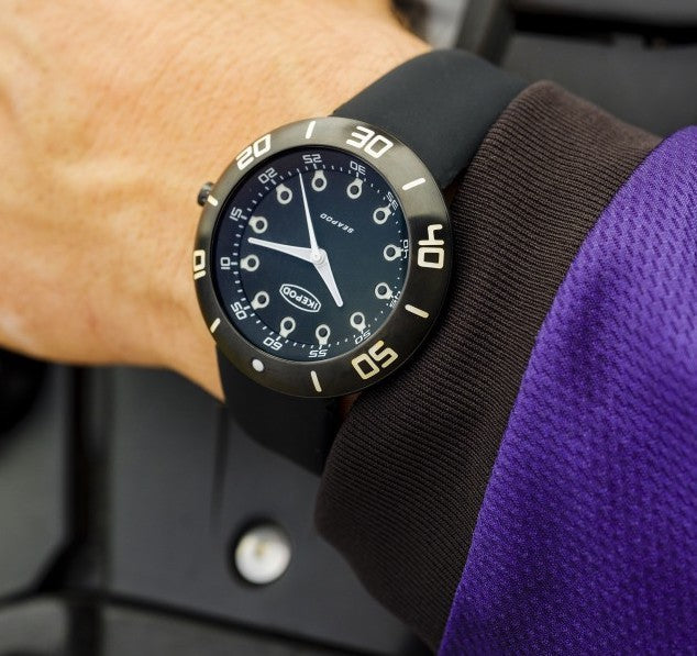 Ikepod Seapod S003 Francois Watch S003-SI-LB Image 4