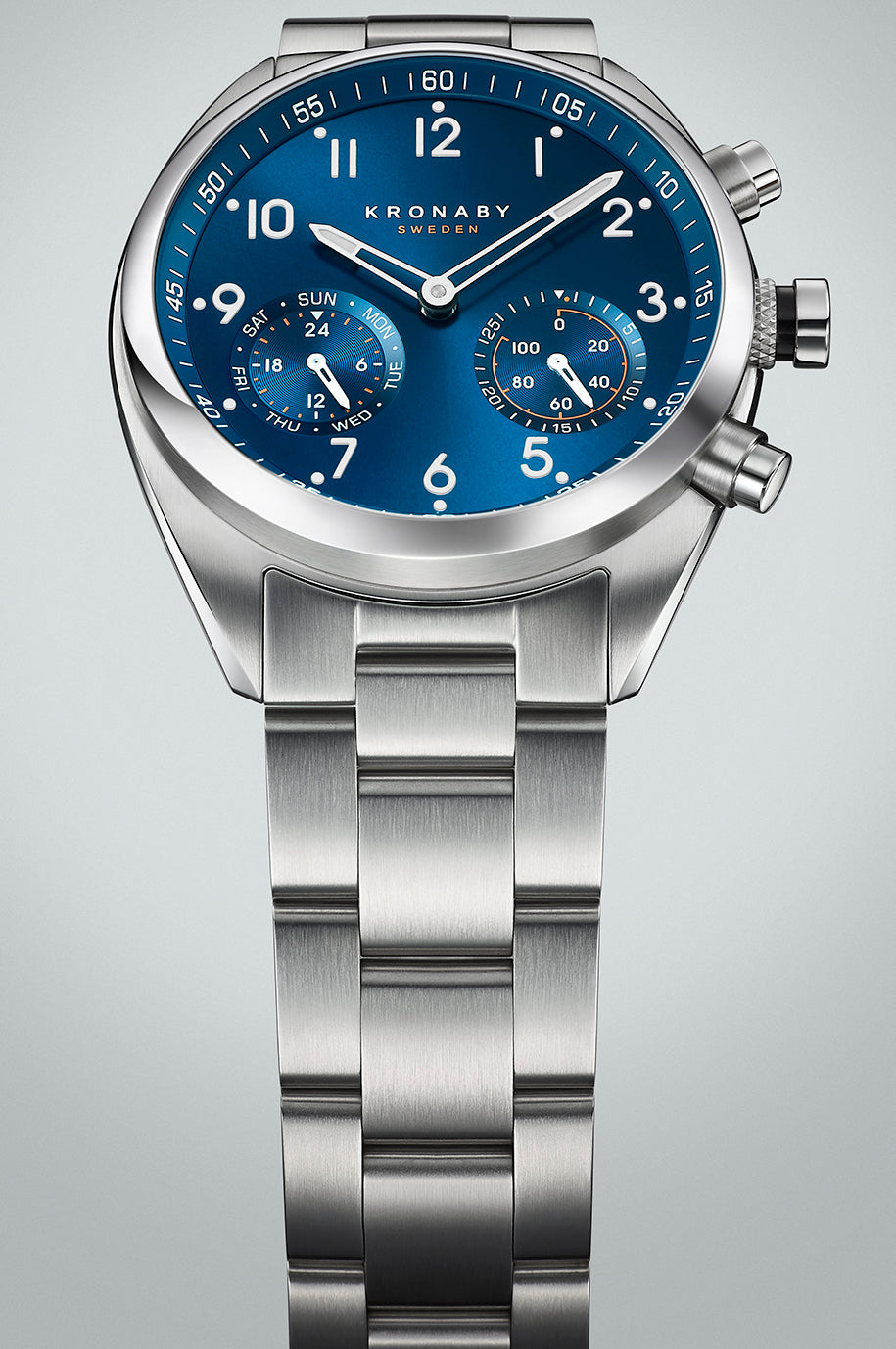 Kronaby Apex Smartwatch Watch S3762/1 Image 3
