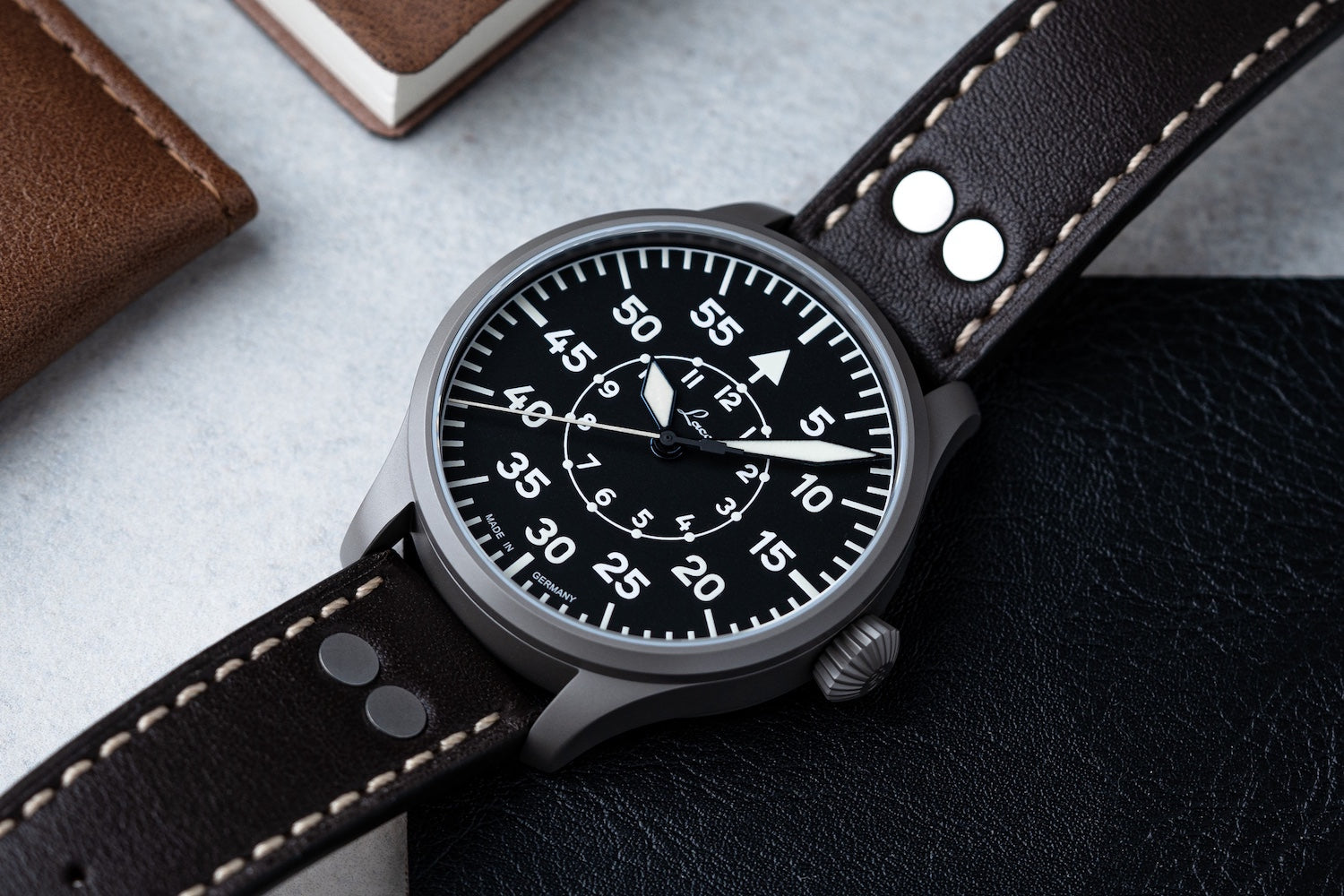 Laco Pilot Basic Edition 99 Limited Edition 862181 Image 6