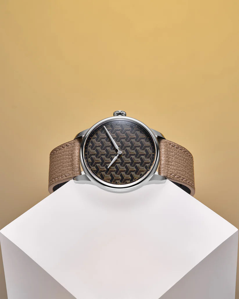 louis-erard-fil-d-or-wire-art-limited-edition-watch-34248aa52-bva158