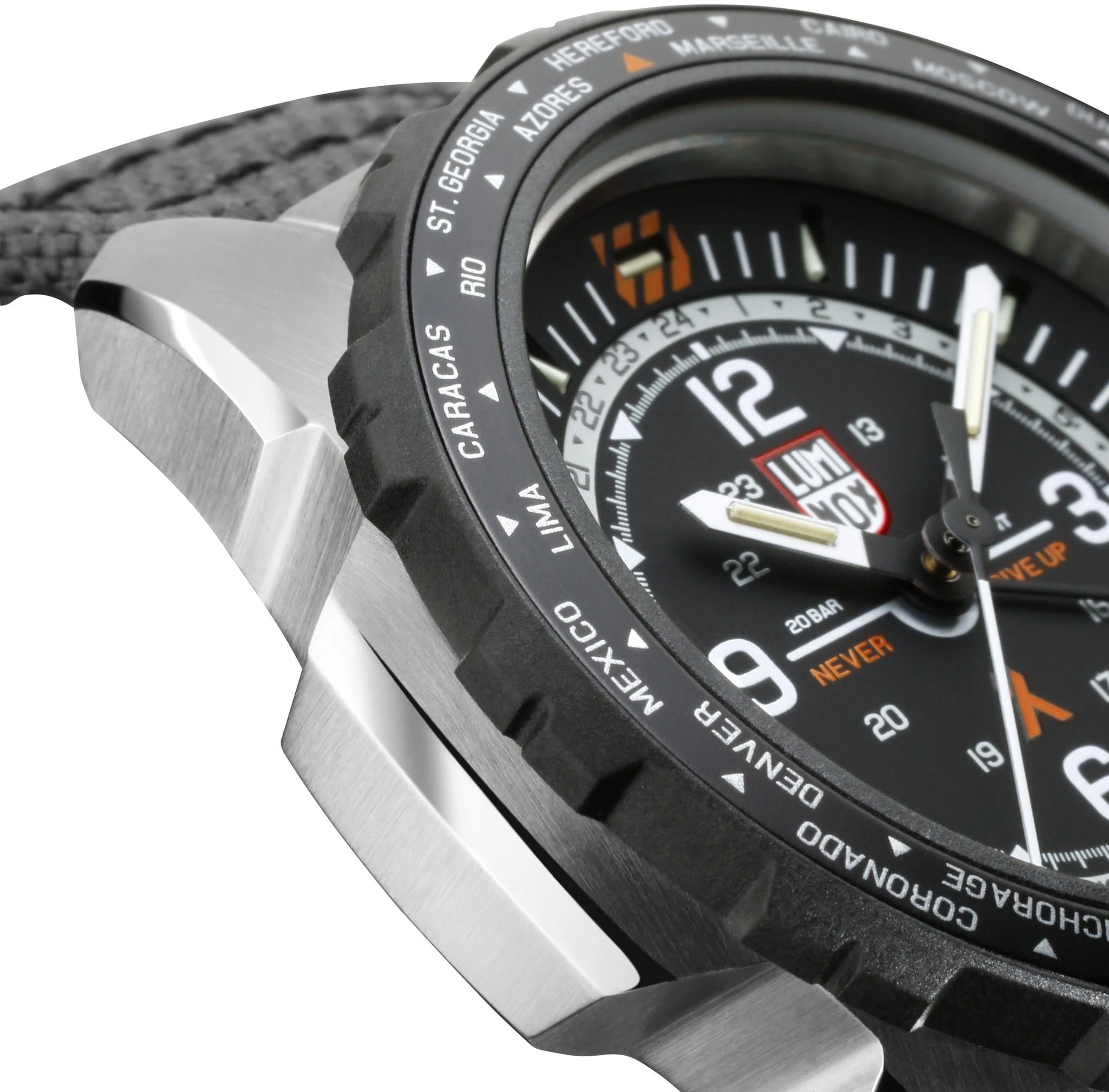 Luminox Bear Grylls Survival Air Watch LUM-423 Image 4