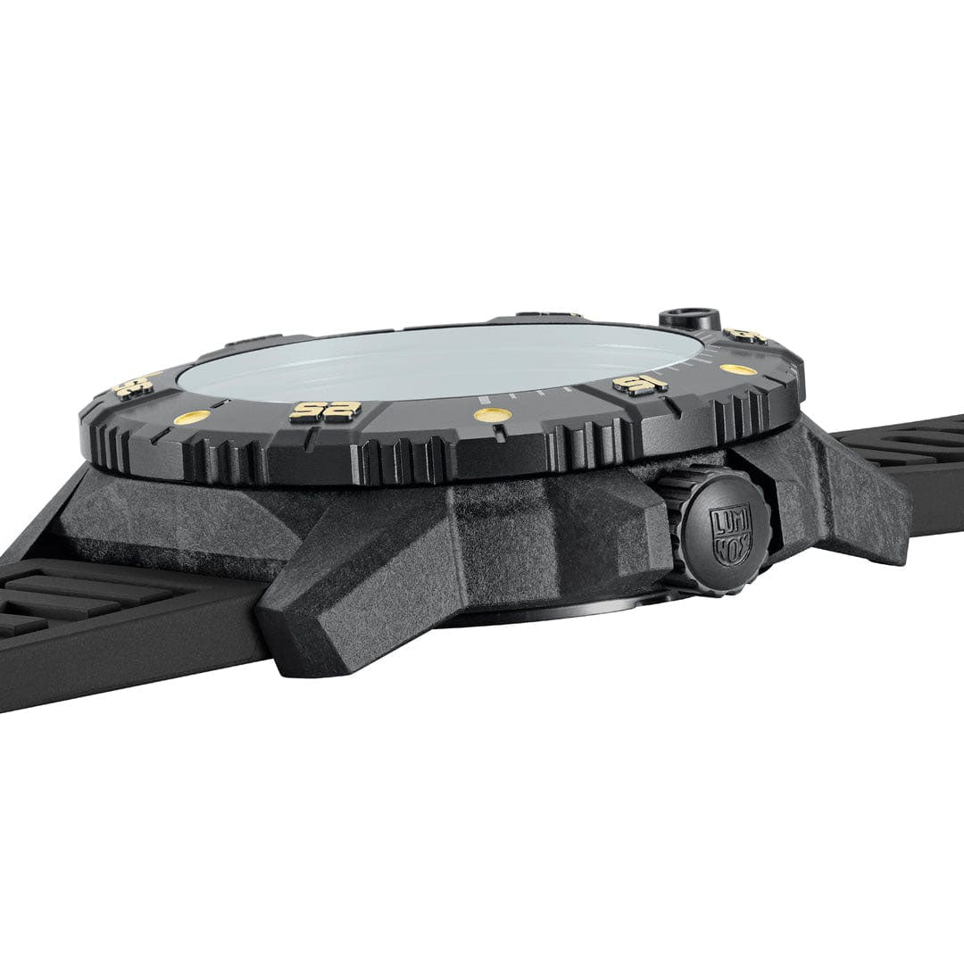 Luminox Master Carbon Seal 45mm 3860 Series Limited Edition Watch XS.3865.GOLD Image 5
