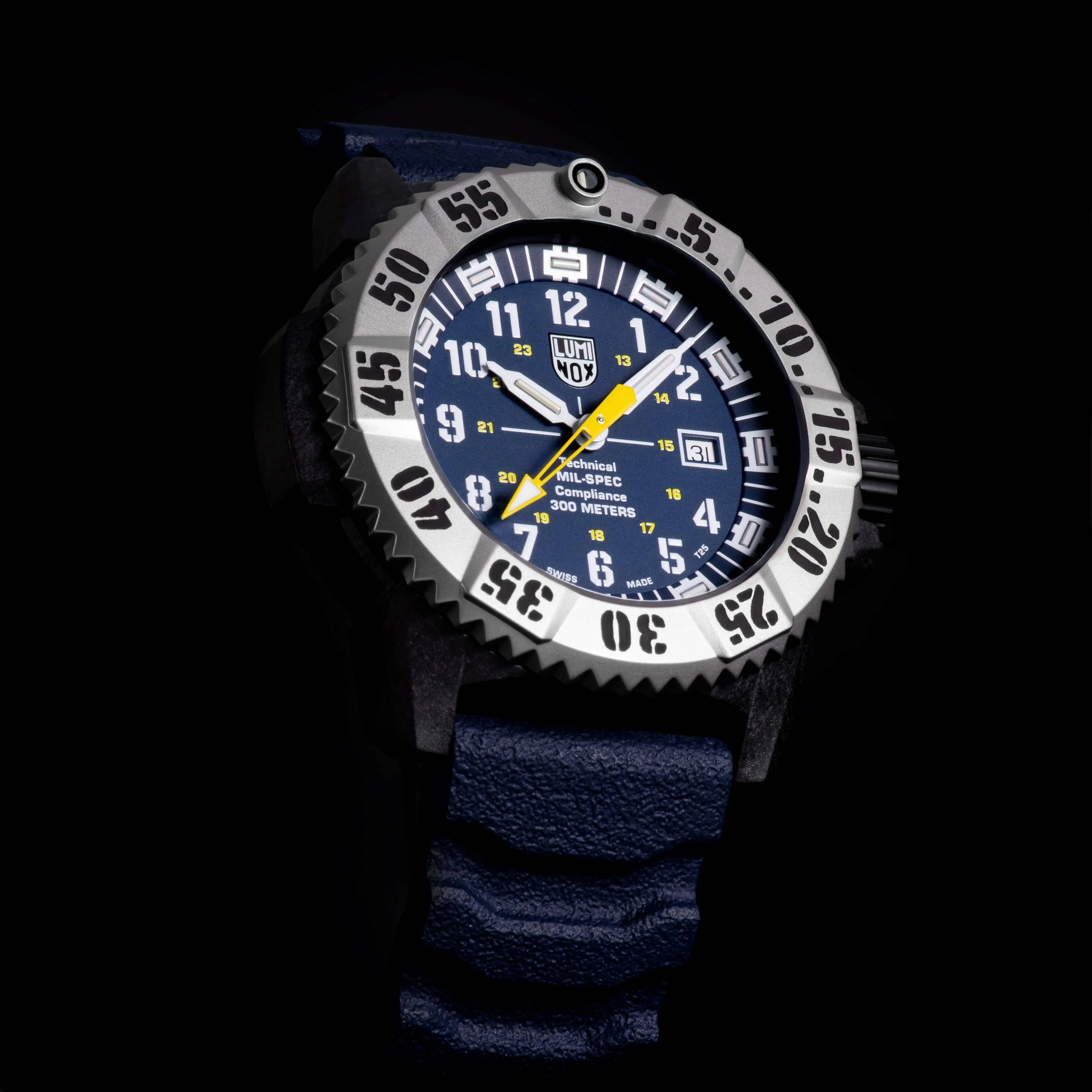 luminox-mil-spec-3350-series-watch-xl-3355-2-image
