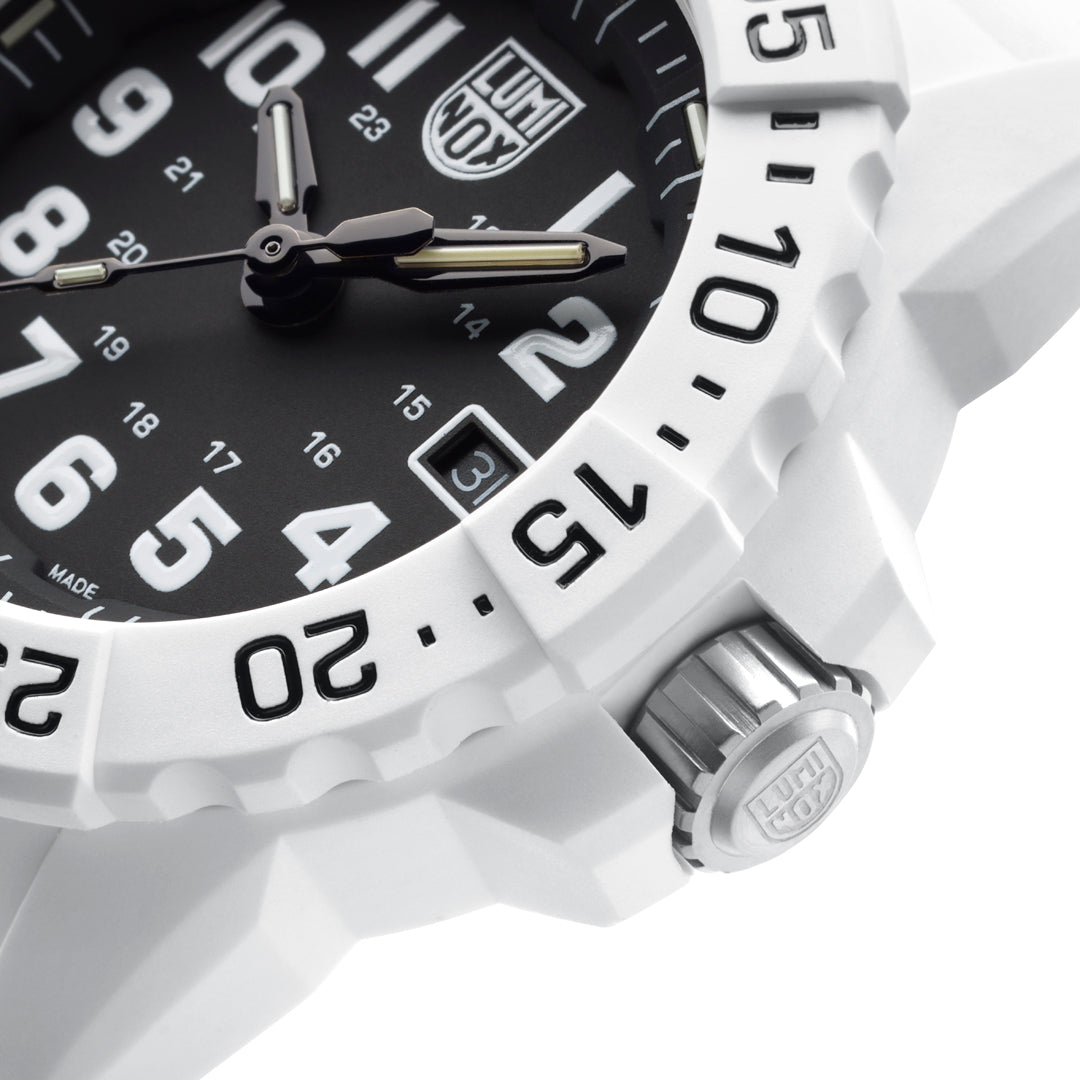 Luminox Navy Seal 3500 Series Watch LUM-565 Image 3