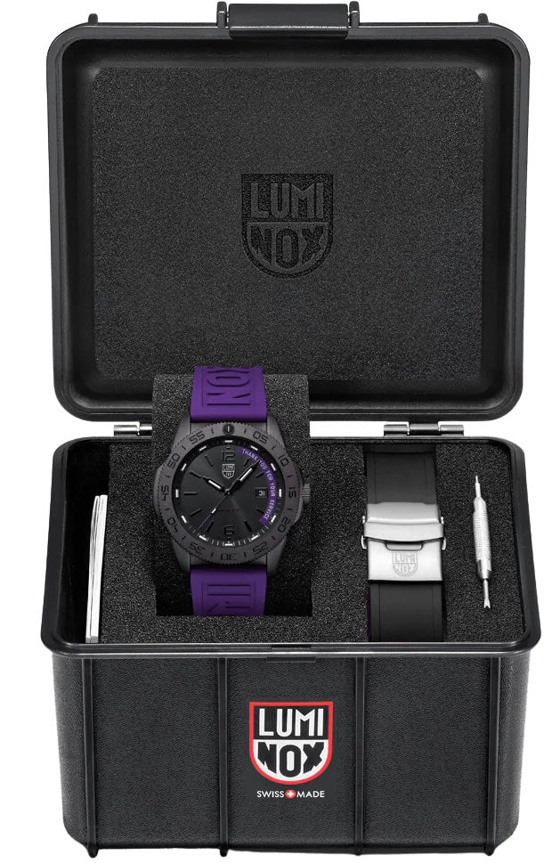 Luminox Pacific Diver 3120 Limited Edition Watch XS.3121.BO.TY.SET Image 9
