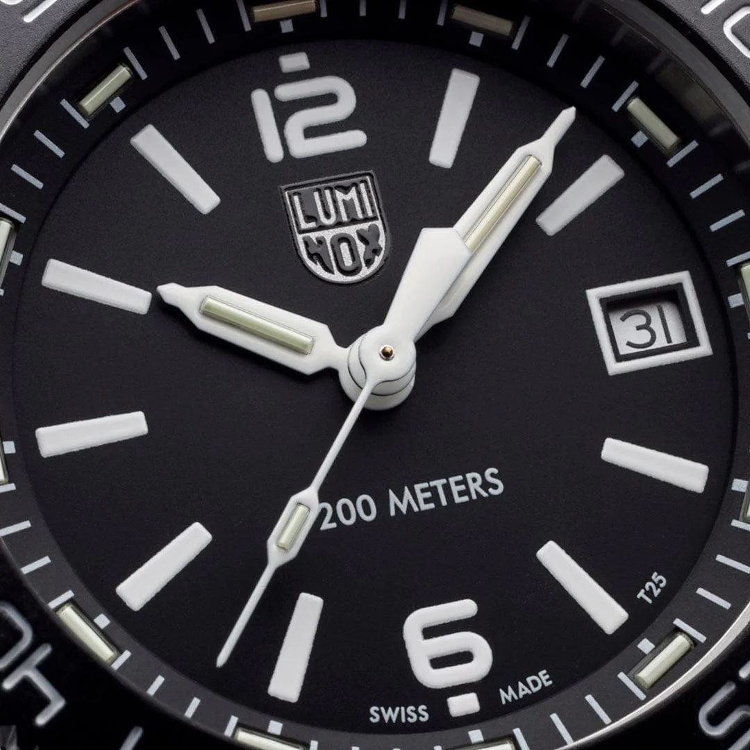 Luminox Pacific Diver 39mm 3120M Series Watch XS.3122M.1 Image 6