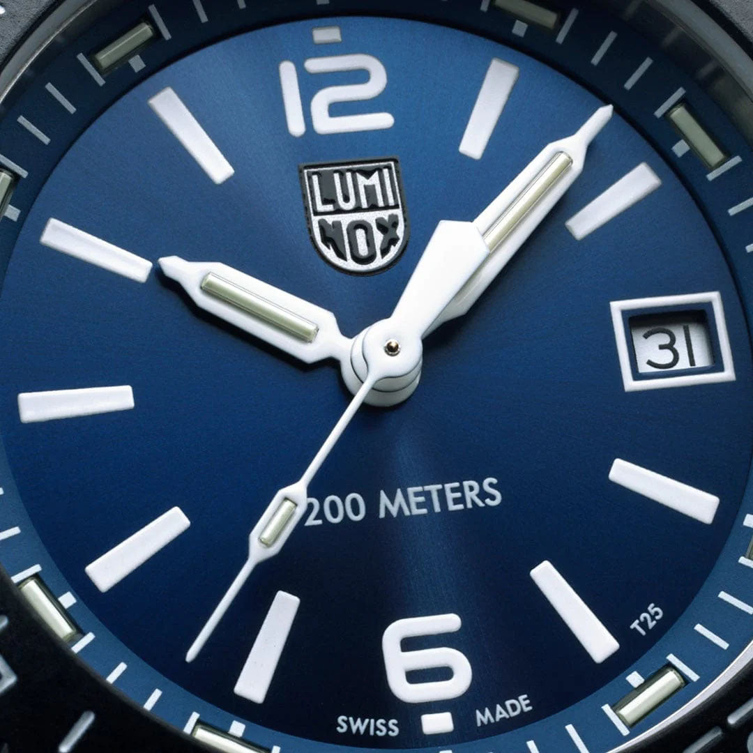 Luminox Pacific Diver 39mm 3120M Series Watch XS.3123M.SET.1 Image 3