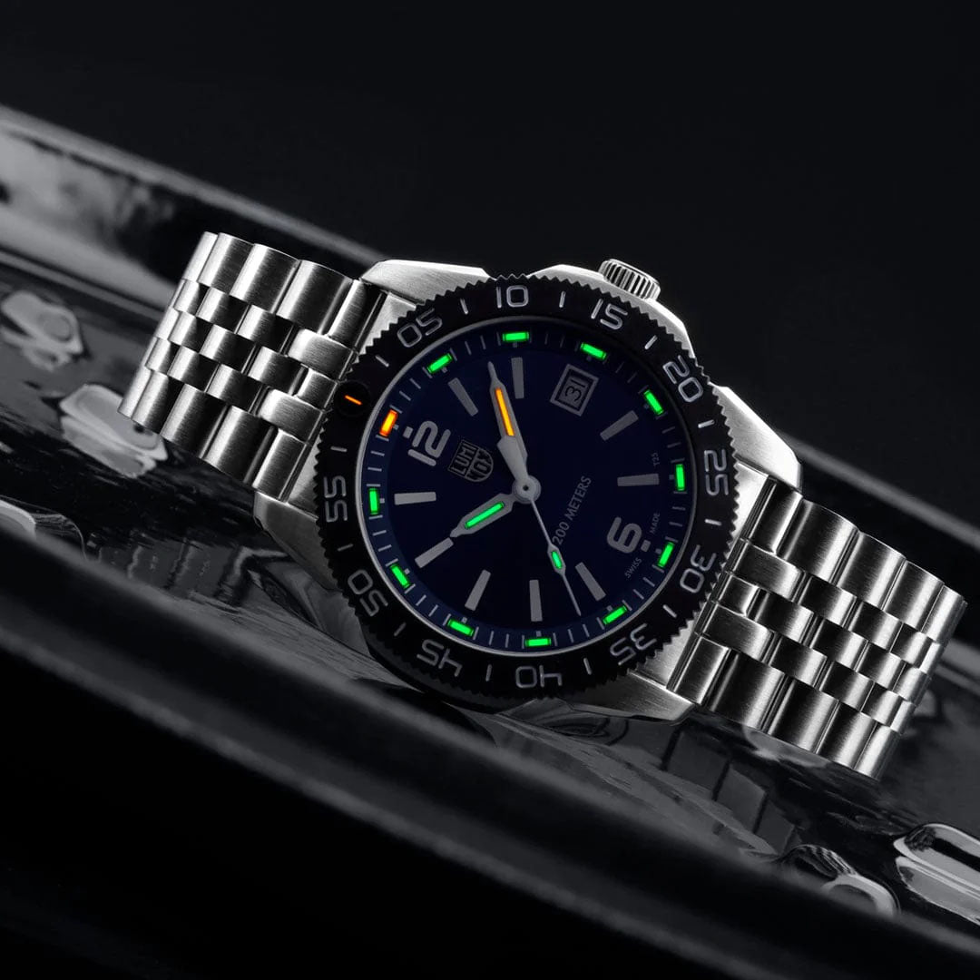 Luminox Pacific Diver Ripple Collection 3120M Series Watch XS.3123M.SET Image 8