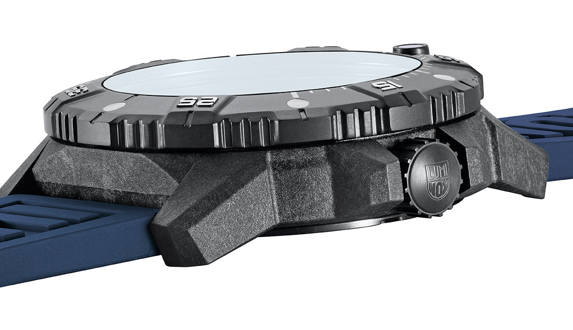 Luminox Sea Master Automatic Carbon Seal 3800 Series Watch XS.3863 Image 4