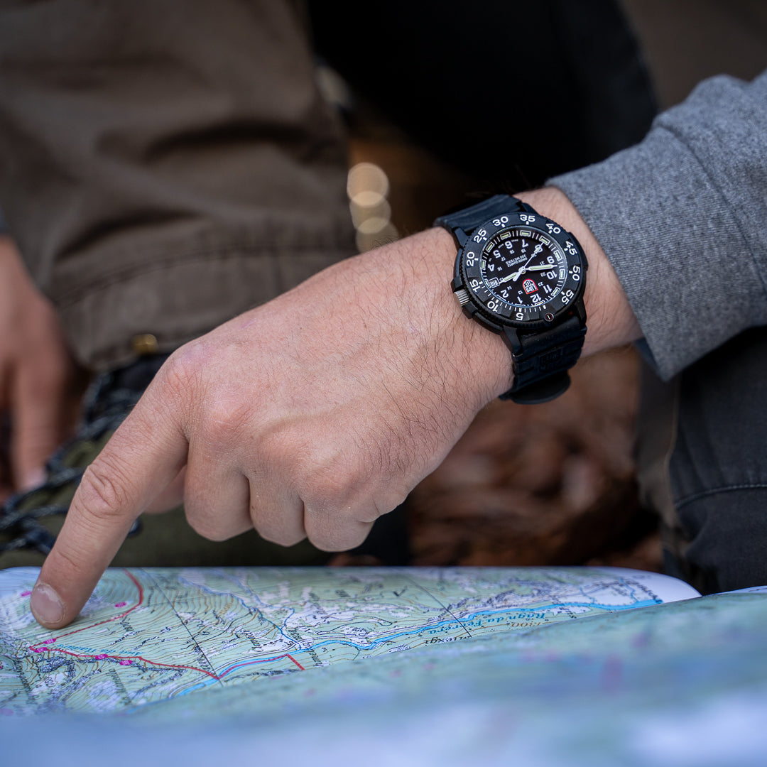 Luminox Sea Original Navy Seal 3000 Series Black Watch XS.3001.F Image 7