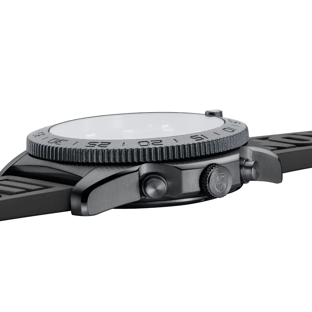 Luminox Sea Pacific Diver Chronograph 3140 Blackout XS.3141.BO Image 7