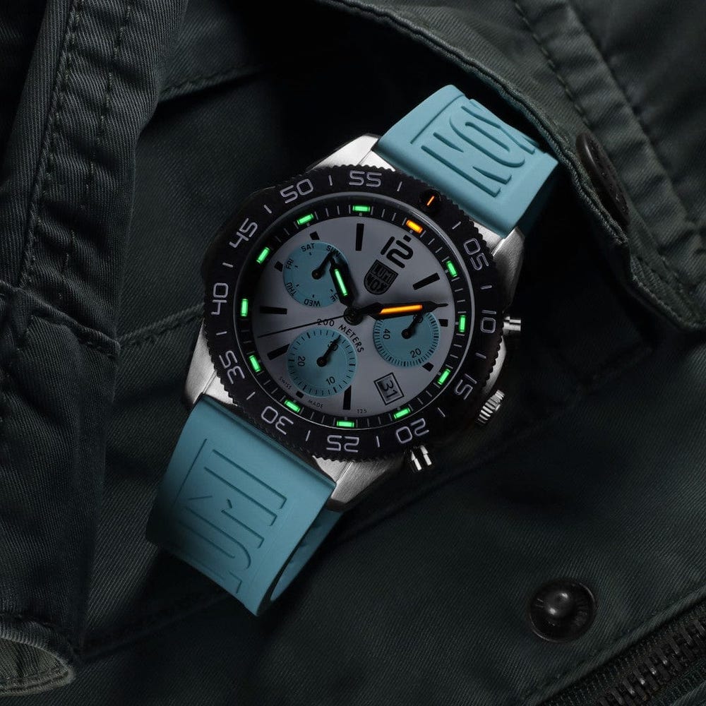 Luminox Watch Pacific Diver Chronograph 3140 Series Limited Edition D XS.3143.1 Image 2