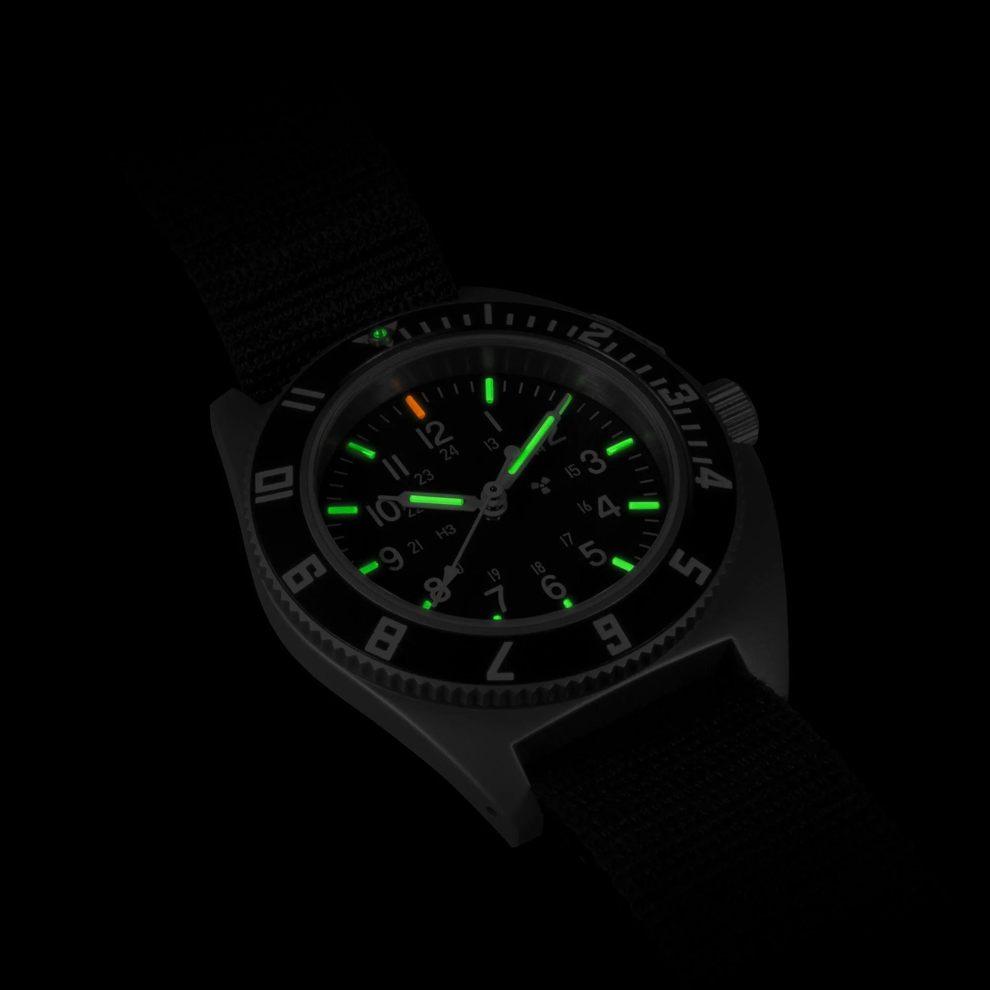 Marathon Steel Navigator Ballistic Nylon 41mm Watch WW194001SS-0801 Image 5