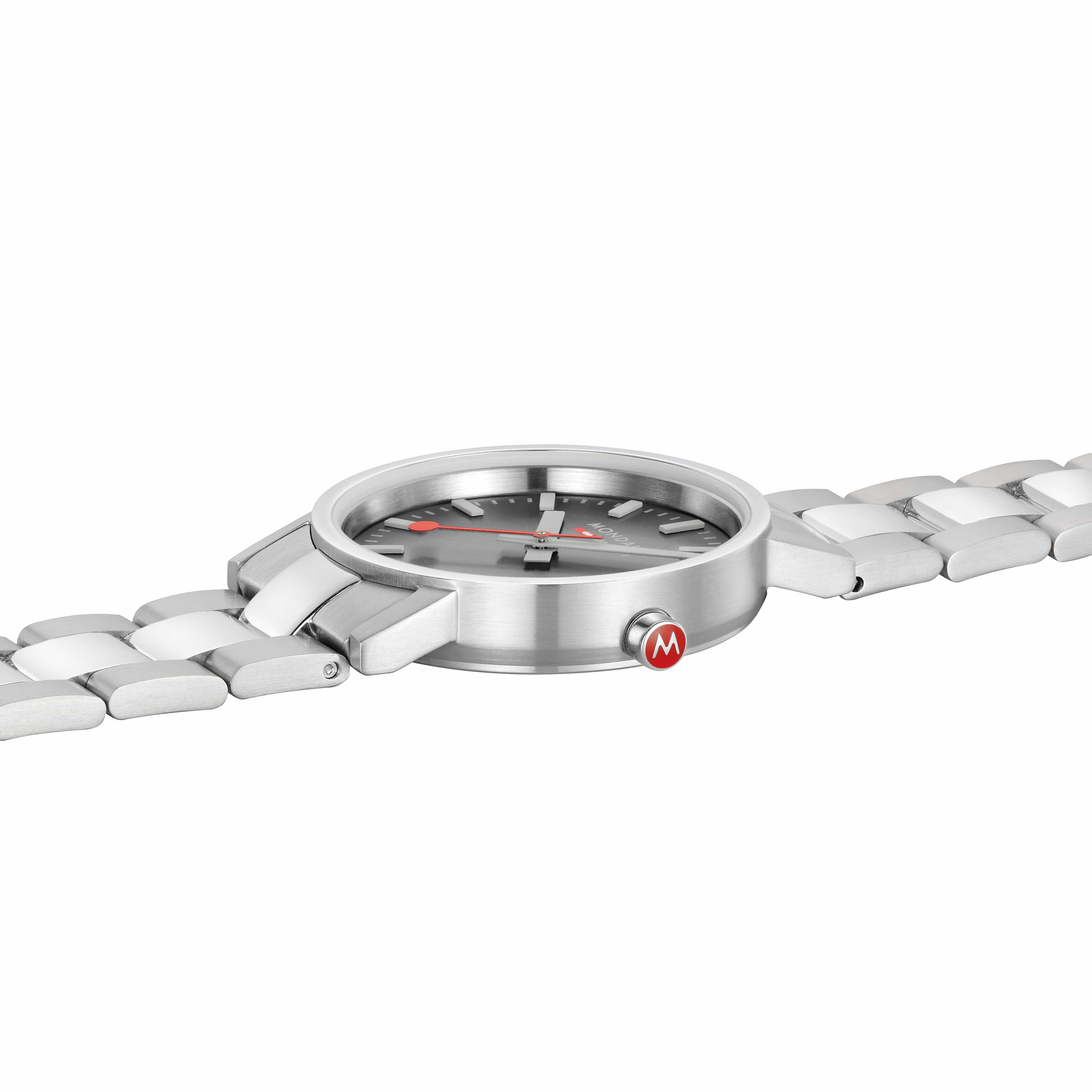 Mondaine Classic 30mm Watch MDN-493 Image 4