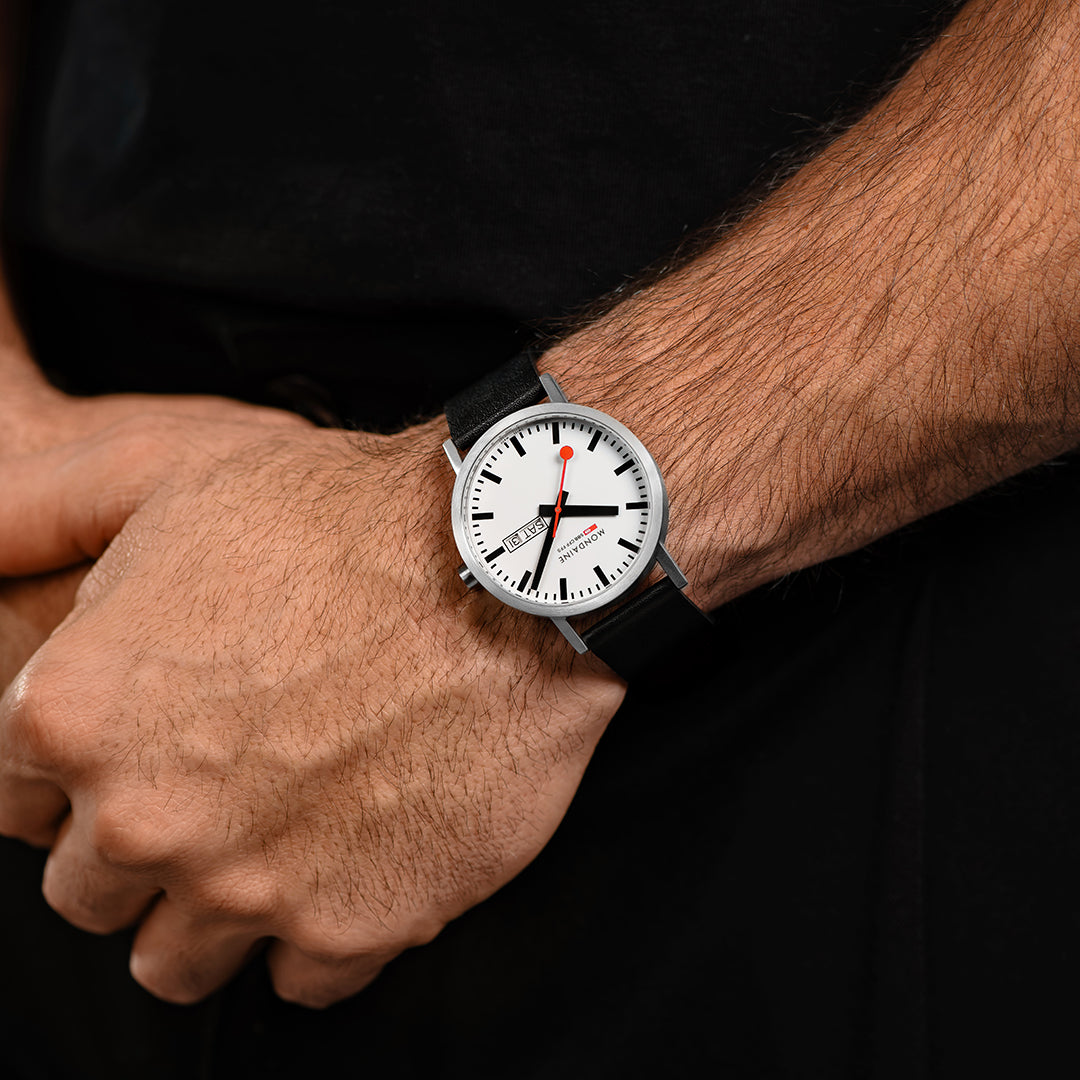 Mondaine Classic Watch A667.30360.11SBBV Image 11