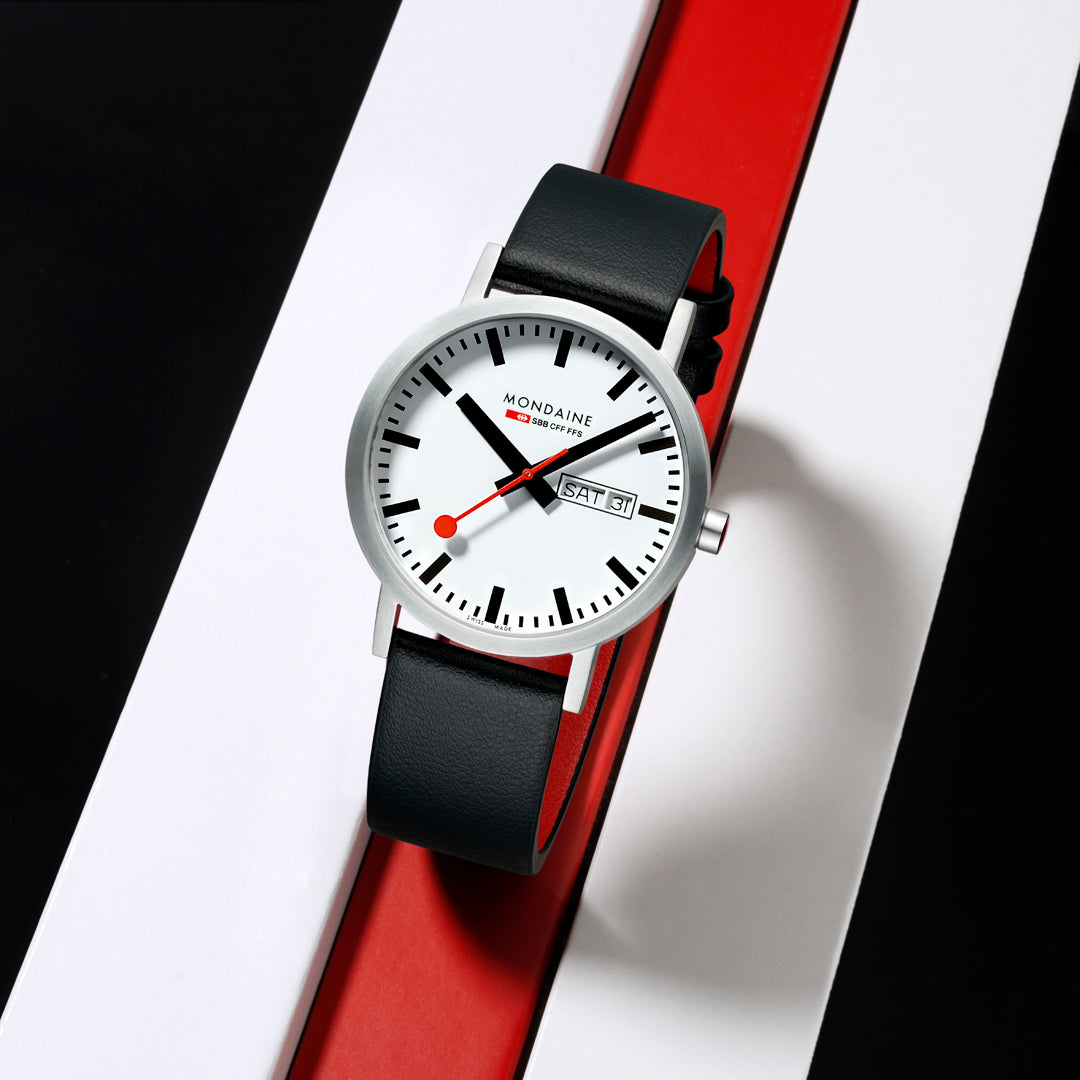 Mondaine Classic Watch A667.30360.11SBBV Image 7