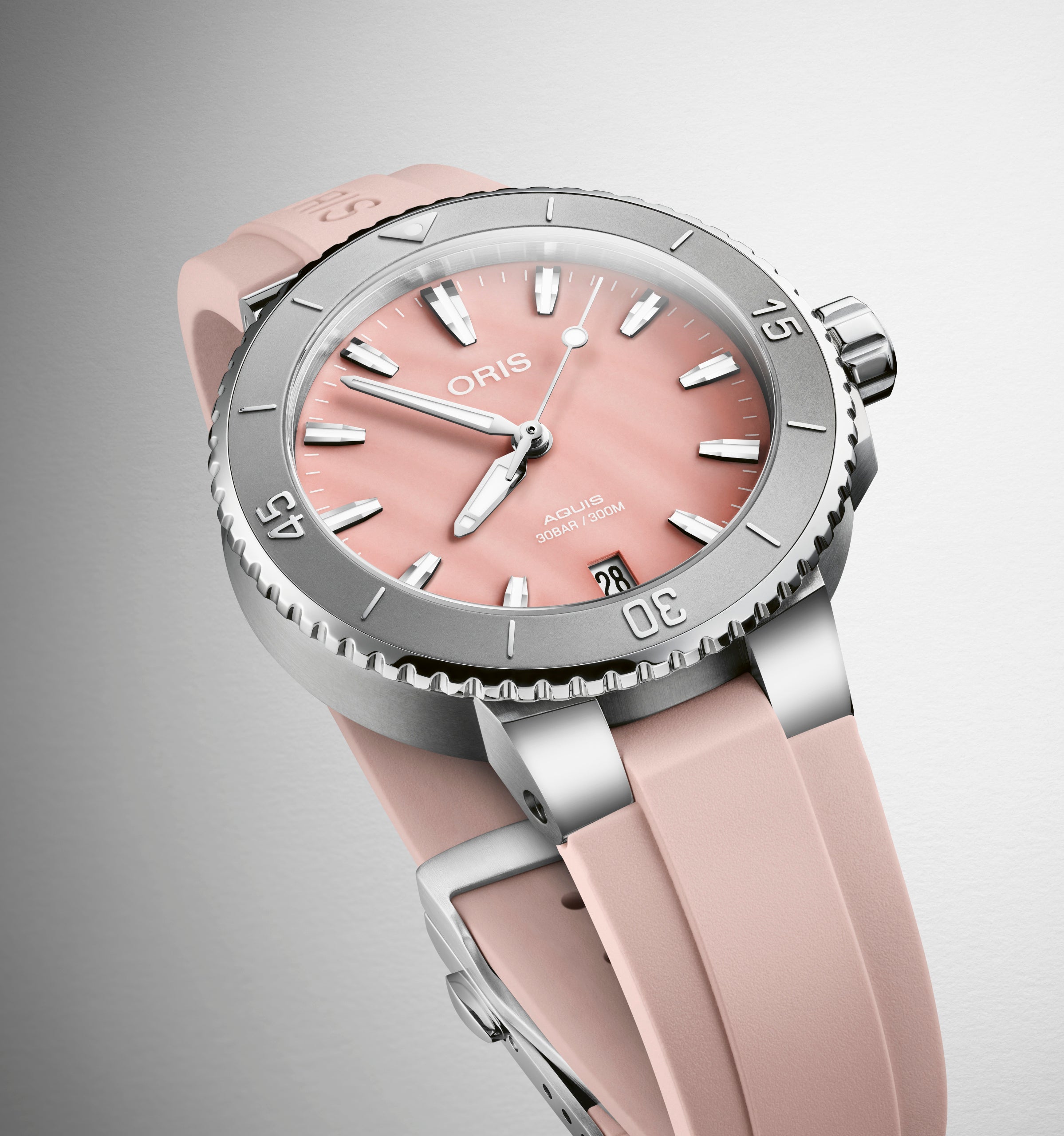Oris Aquis Date 36.5mm 01 733 7770 4158-07 4 18 66FC Image 2