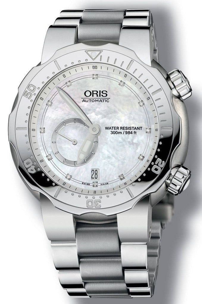 Oris Divers Titan Small Second Date Diamond D 01 643 7636 7191-07 8 24 70PEB Image 1