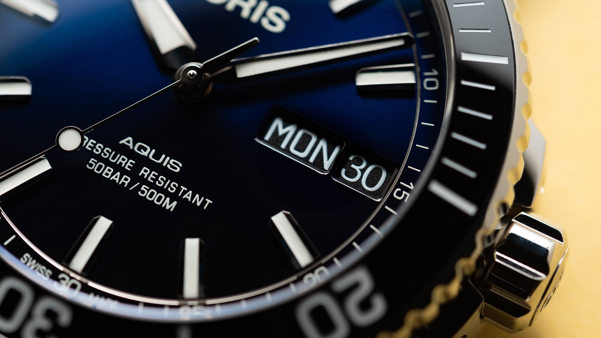 Oris Watch Aquis Big Day Date 01 752 7733 4135-07 5 24 10EB Image 3