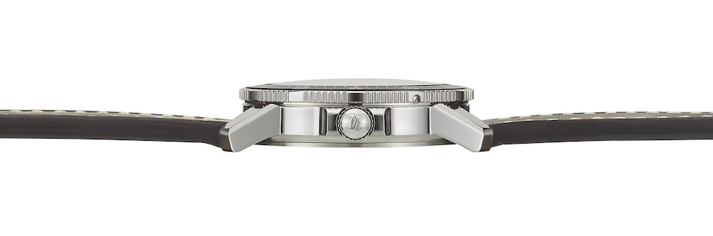 Sinn 104 St Sa I MG Fine Link Bracelet Watch 104.0131 Fine Link Bracelet Image 4