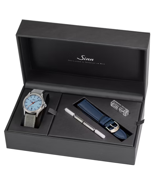 Sinn 556 I F.A.Z. Limited Edition 556.0157 Grey Canvas Image 5