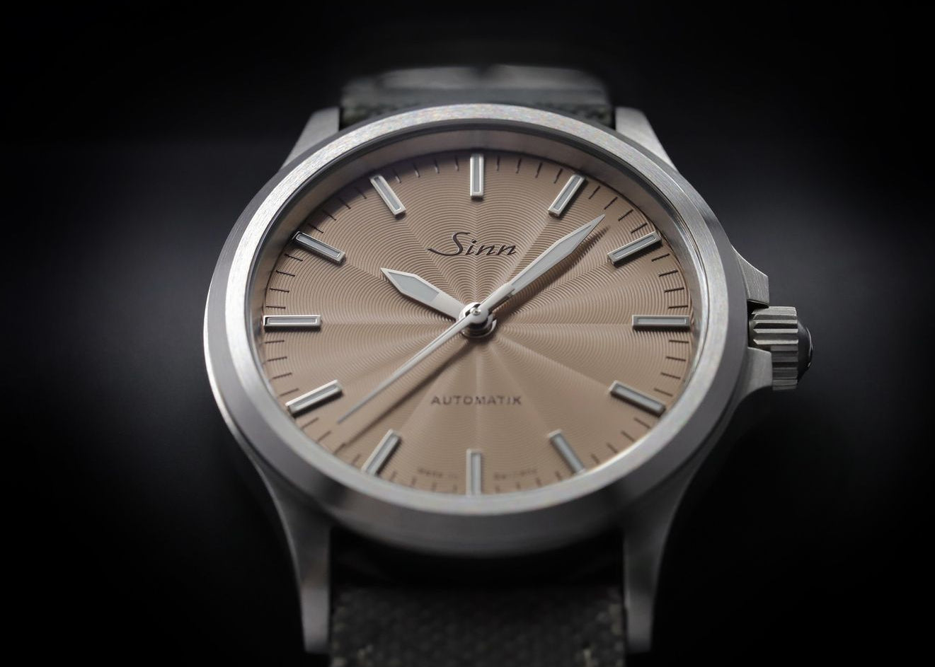 sinn-556-sand-limited-edition-watch-556-0122-sand-textile