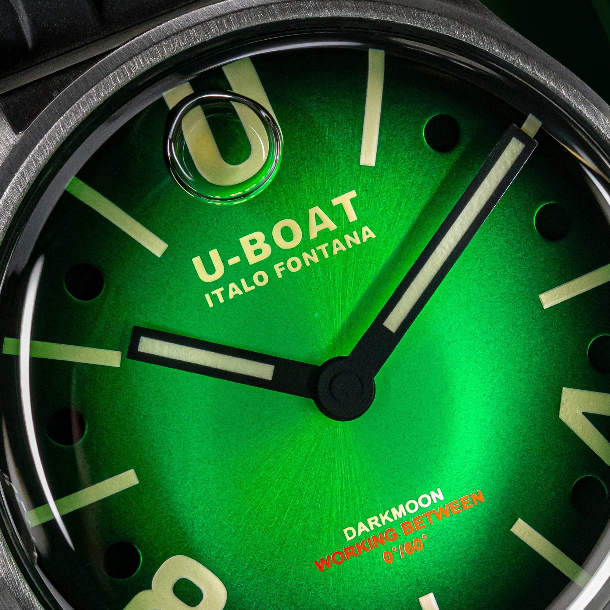 U-Boat Darkmoon 41.5mm Green SS Soleil Watch 9502/B Image 4