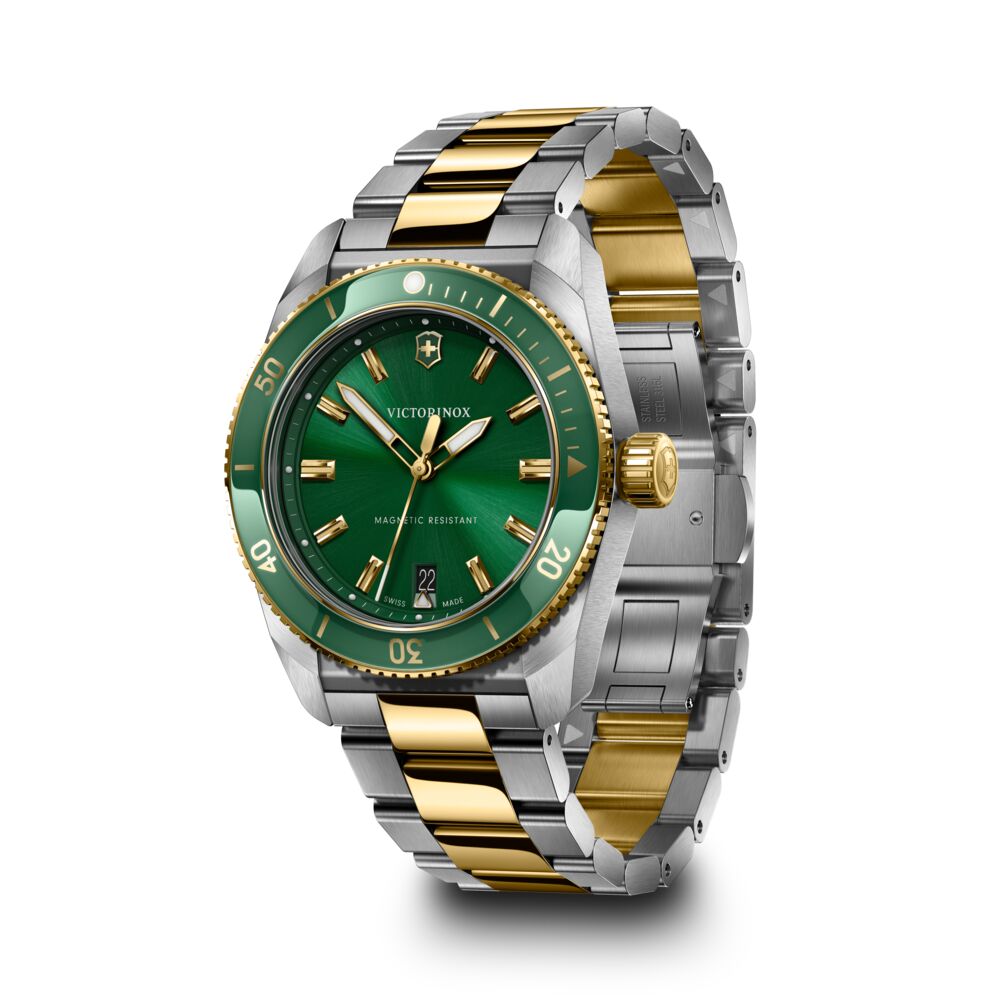 victorinox-maverick-39mm-quartz-watch-242101