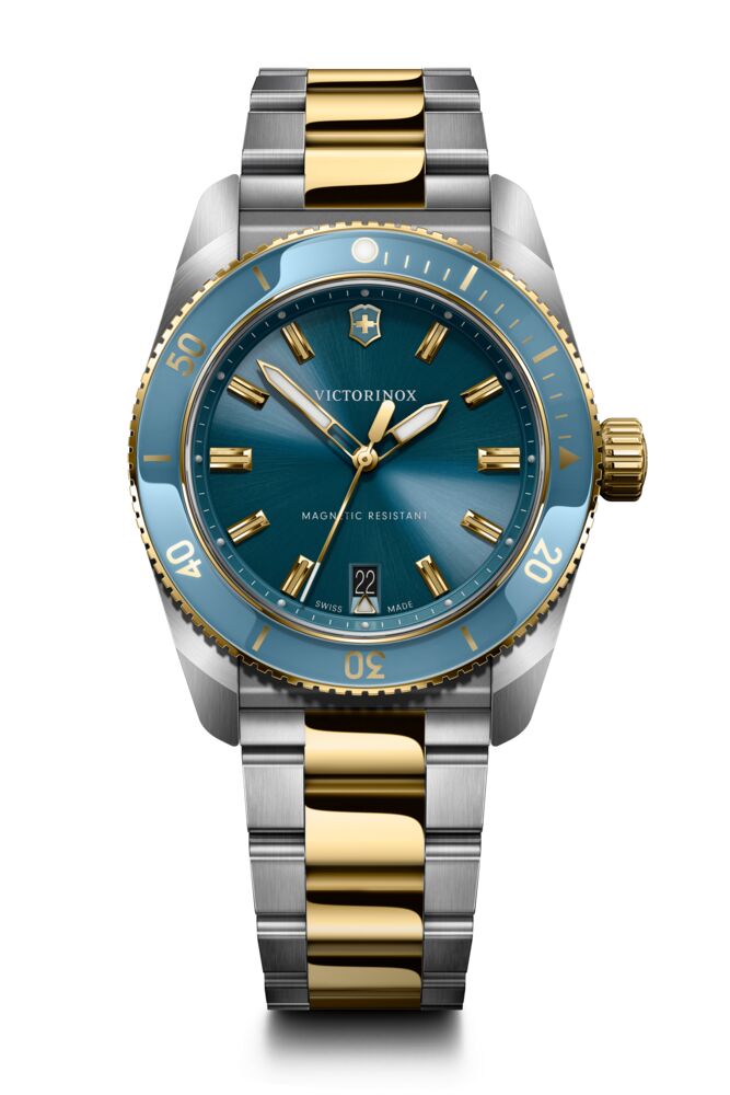 victorinox-maverick-39mm-quartz-watch-242103