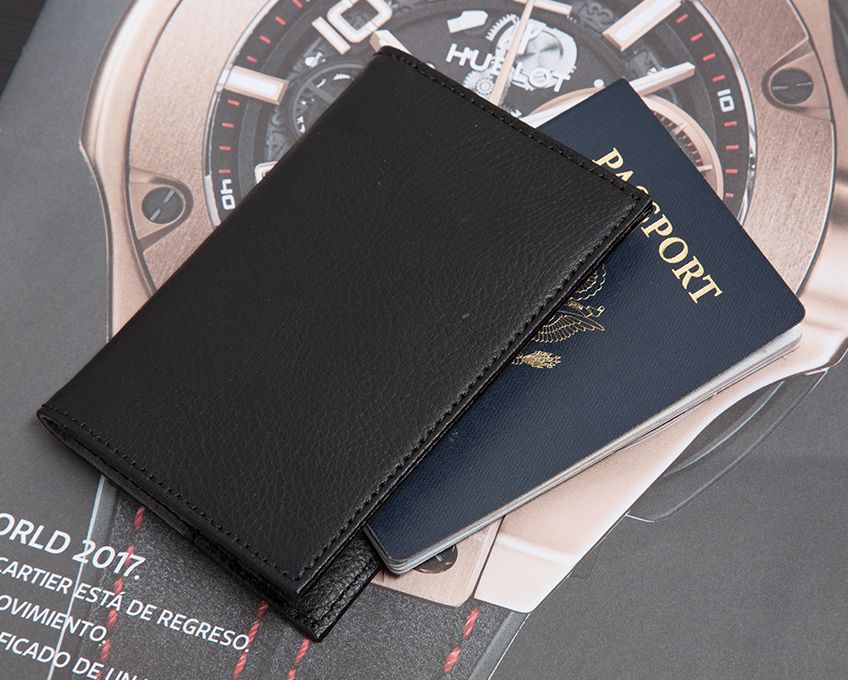 WOLF Passport Holder Howard Black 466503 Image 4