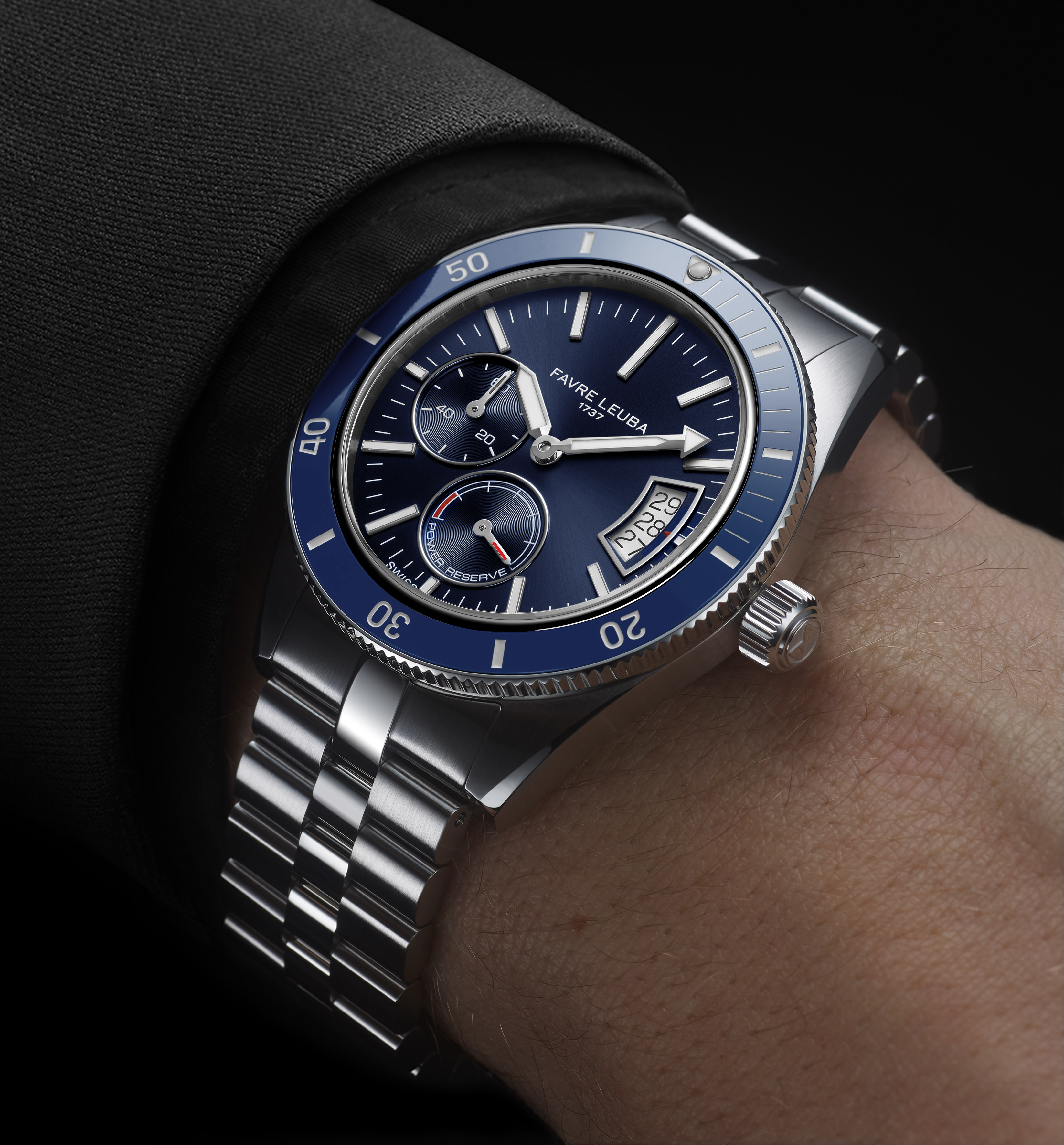 Favre Leuba Deep Raider Power Reserve: Swiss Dive Watch Innovation