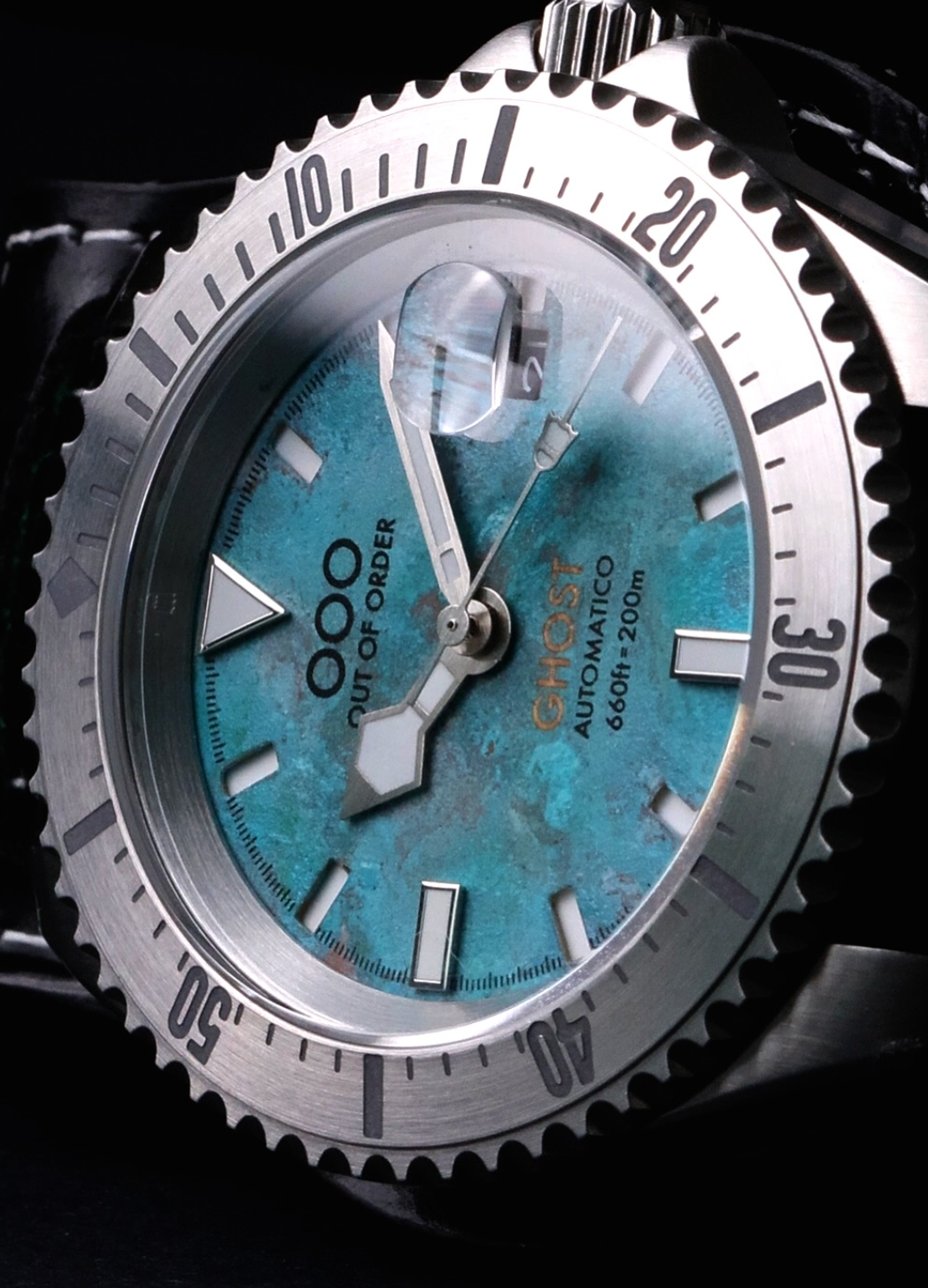 Out Of Order Watches: Italian Distressed Design